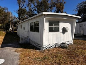 Building Photo - 710 S 50th St