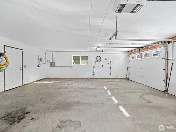 Building Photo - 1622 Horselake Rd