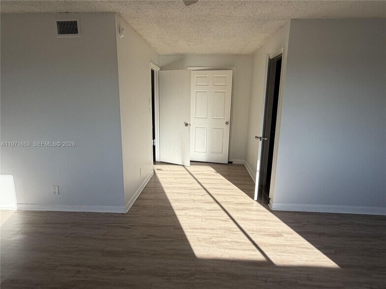 Building Photo - 3655 NW 111th Ter