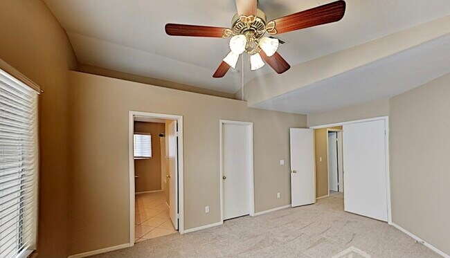 Building Photo - 3504 Redwood Ridge Way