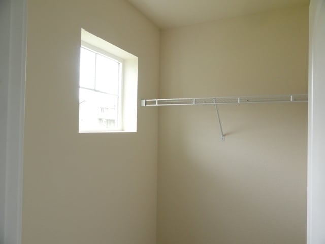 Building Photo - Newer 3 Bedroom 2 Bath Home in Tacoma