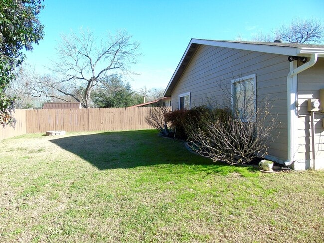 Building Photo - North Central Location