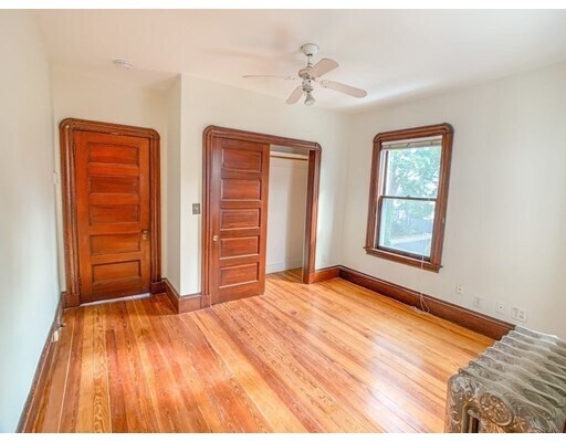 Building Photo - 37 Sargent St