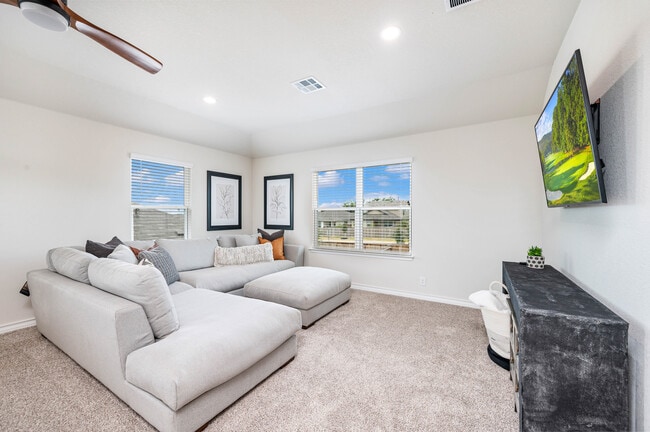 Building Photo - 22607 Green Jacket