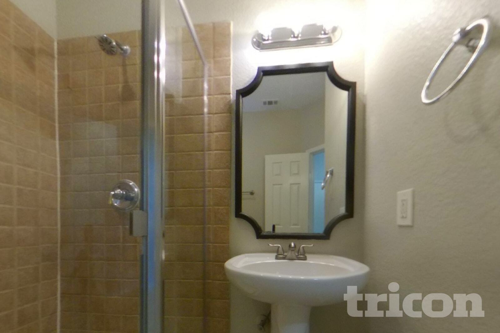 Building Photo - 4504 Vista Meadows Dr