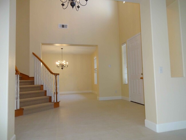 Building Photo - 936 McCall Cir