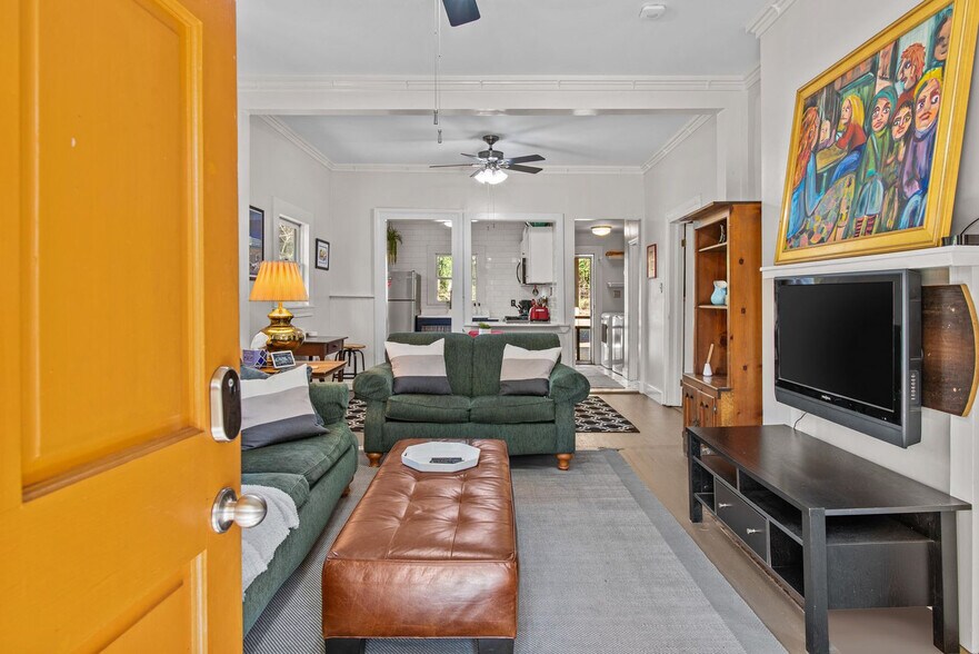 Primary Photo - 133 Lenoir Ave