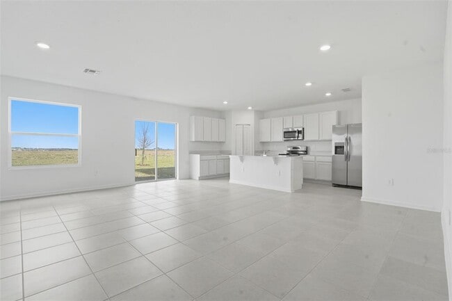 Building Photo - 2756 Lookout Rdg Rd