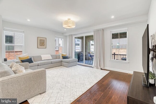 Building Photo - 9339 Lemon Mint Ct