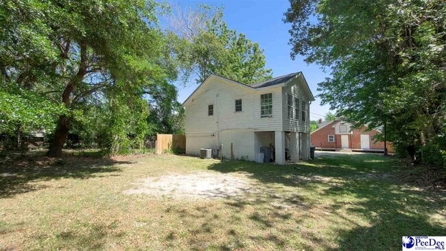 Building Photo - 321 S Park Ave