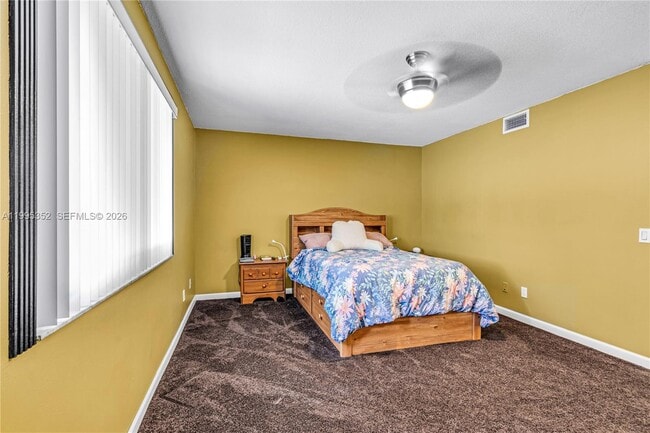 Building Photo - 1424 NW 113th Way