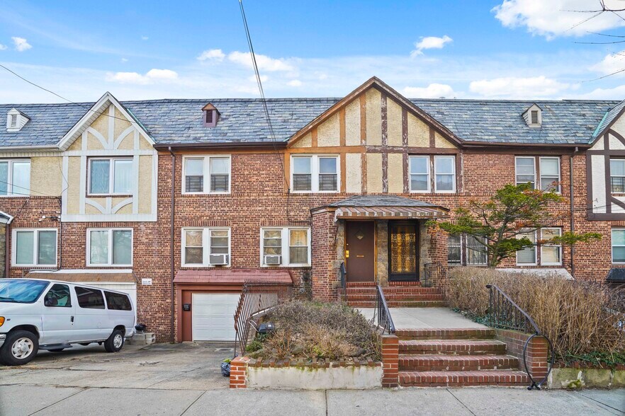 Building Photo - 1824 Summerfield St