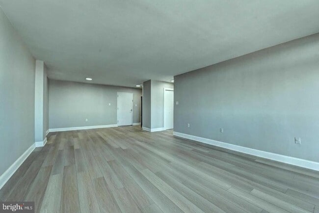 Building Photo - 801 N Pitt St