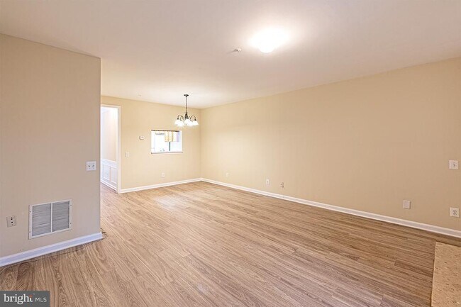 Building Photo - 21881 Elkins Terrace