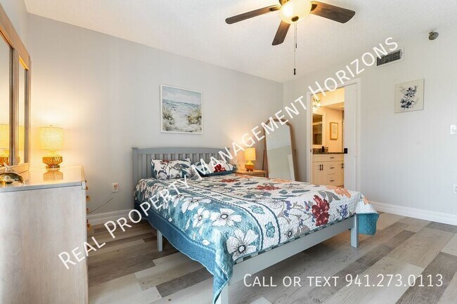 Building Photo - 3750 Pinebrook Cir