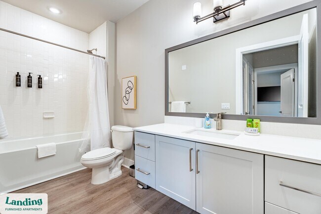 Building Photo - 300 E Broad St