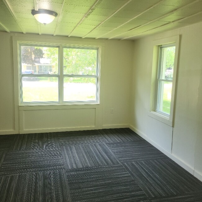 Building Photo - 1561 Reeder Ave