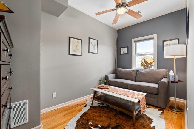 Building Photo - 3369 Preston Shore Dr