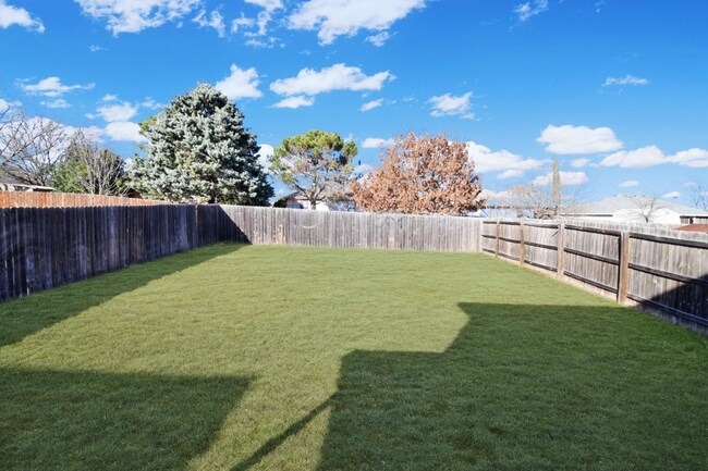 Building Photo - 3309 Regency Dr