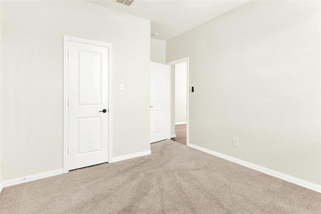 Building Photo - 3320 Brentwood Cv