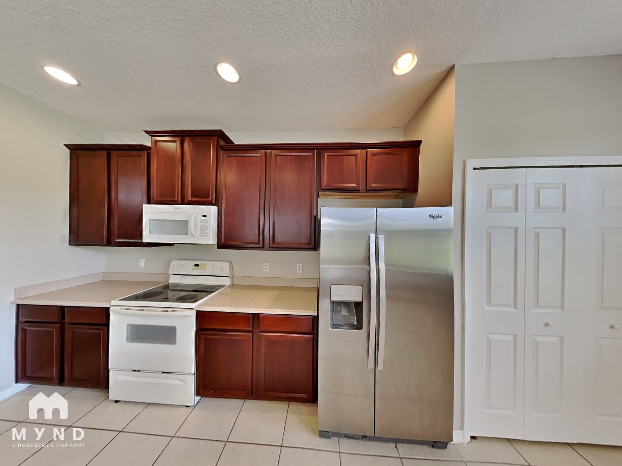 Building Photo - 1460 Travertine Terrace