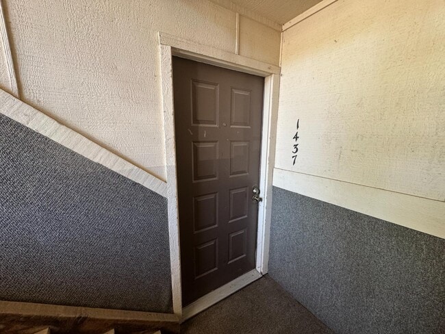 Building Photo - 1437 Westbrooke