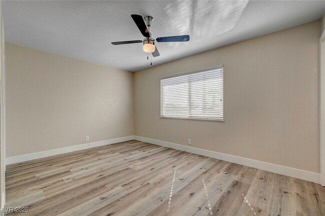 Building Photo - 6121 Edgewood Cir