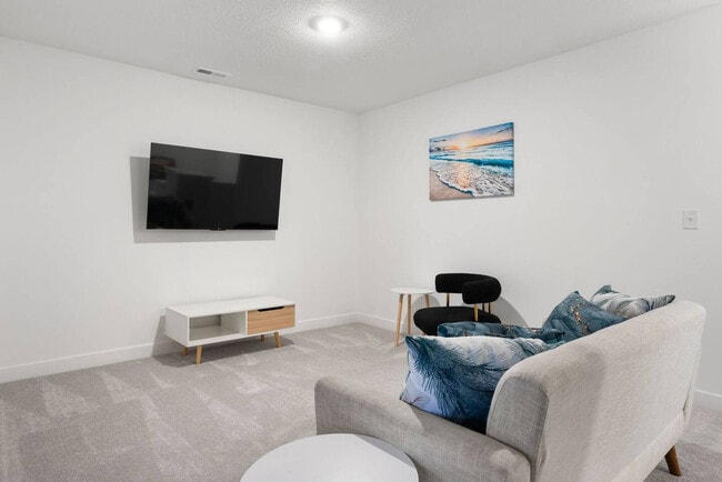 Building Photo - 17355 Wellburn Dr