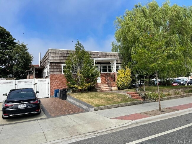 Building Photo - 265 Edwards Blvd