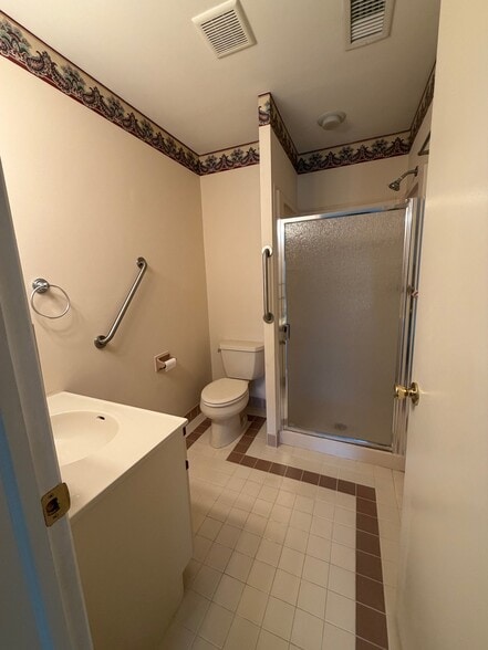 Building Photo - 154 Valley Greene Cir