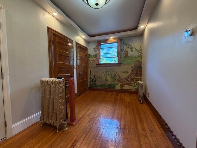 Building Photo - 161 Park Hill Ave