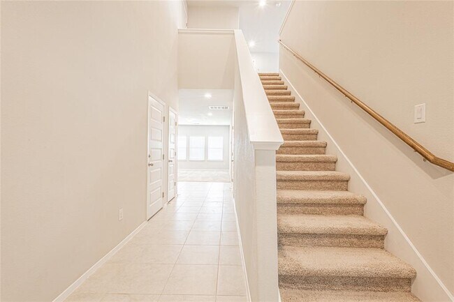 Building Photo - 2771 Winding Creek Rd