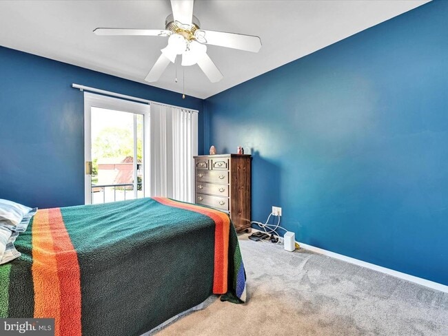 Building Photo - 212 Saratoga Ct