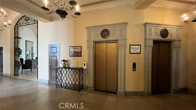 Building Photo - 800 E Ocean Blvd