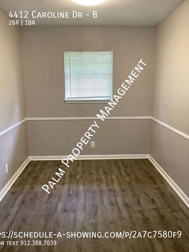 Building Photo - 4412 Caroline Dr