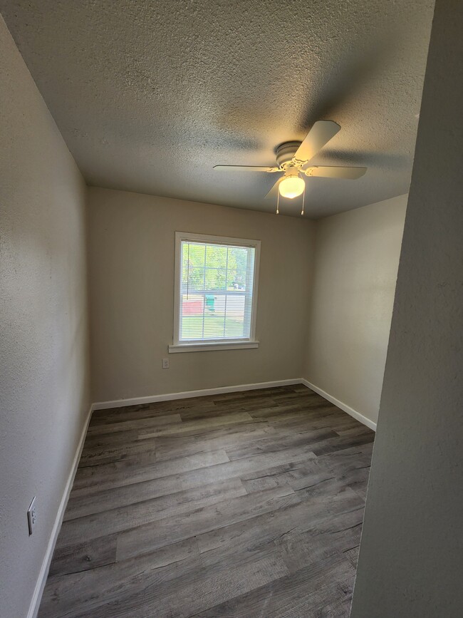 Building Photo - 113 Morningside Dr