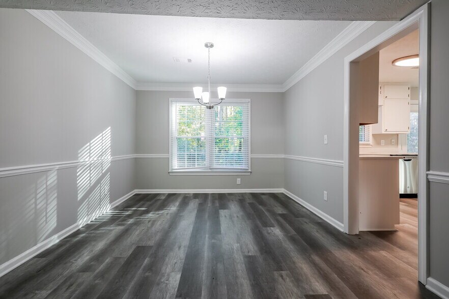 Building Photo - 1070 Hunters Creek Ct