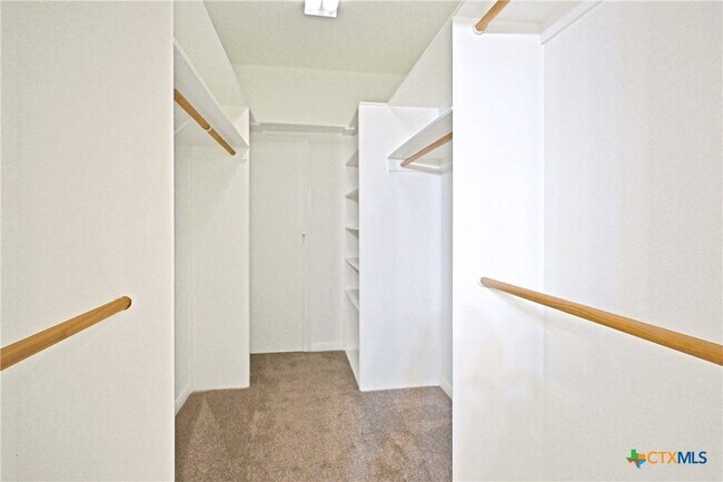 Building Photo - 2725 Diamond Trail