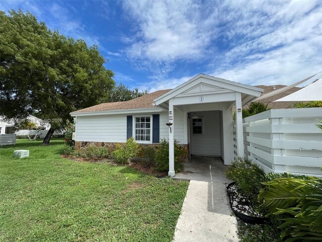 Building Photo - 13706 SW 147th Circle Ln
