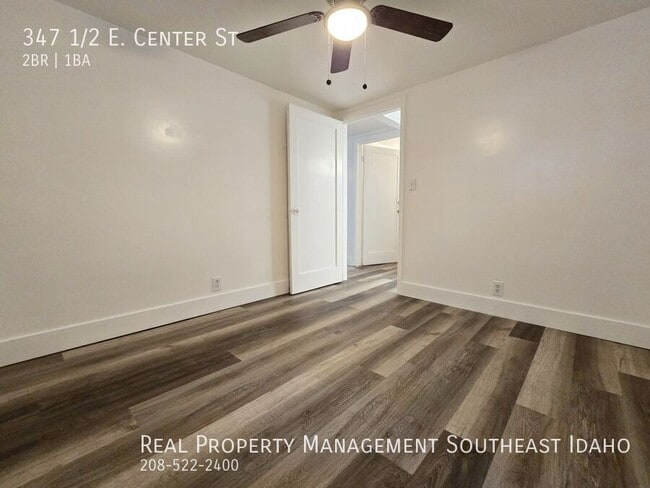 Building Photo - 347 1/2 E. Center St-