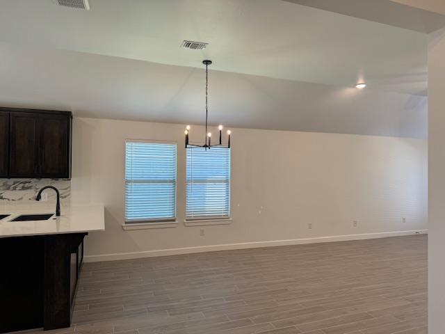 Building Photo - 6809 SE 84th St