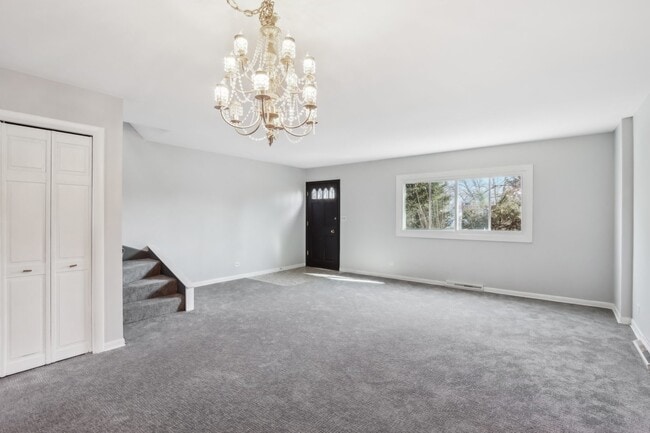 Building Photo - 414 Skokie Ct