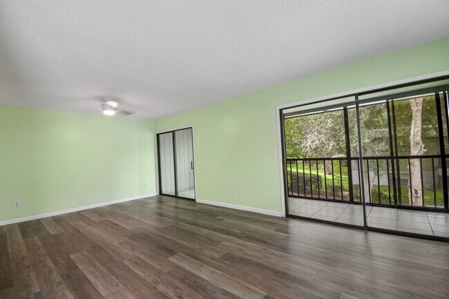 Building Photo - 20 Alcira Ct