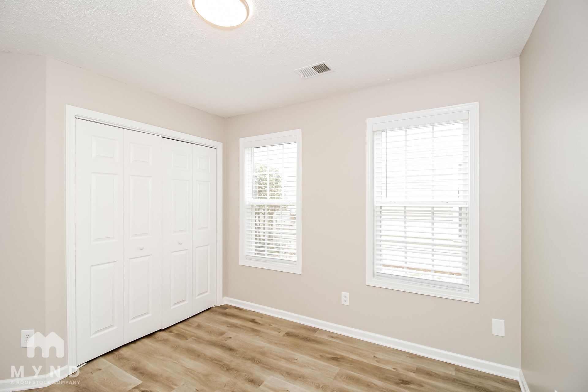 Building Photo - 142 Hunterian Pl