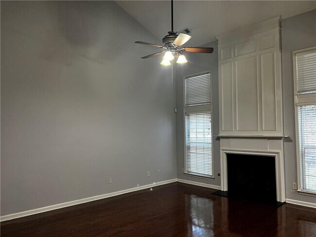 Building Photo - 655 Alstonefield Dr