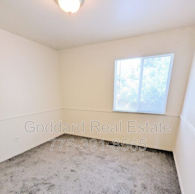 Building Photo - 2900 Castle Sage Ct