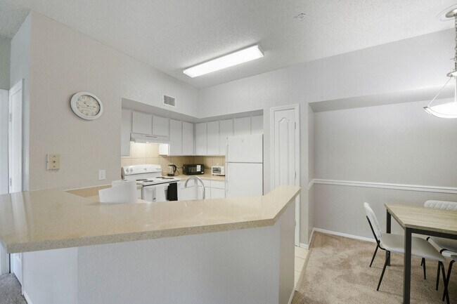 Building Photo - 21 Pamview Ct