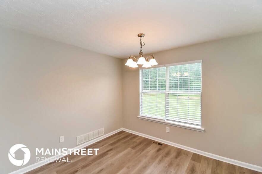 Building Photo - 75 Beechwood Ln