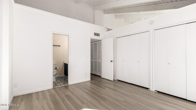 Building Photo - 1149 E Rovey Ave