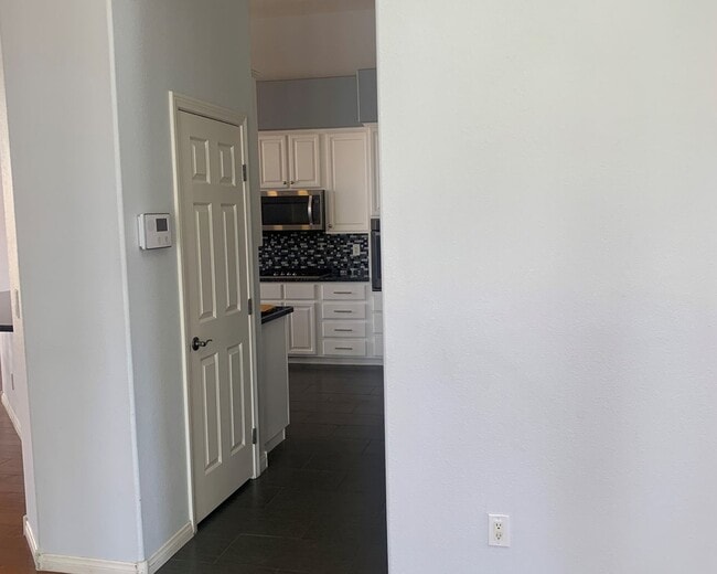 Building Photo - Beautifully Upgraded Single-Story Home in Coventry at Anthem!